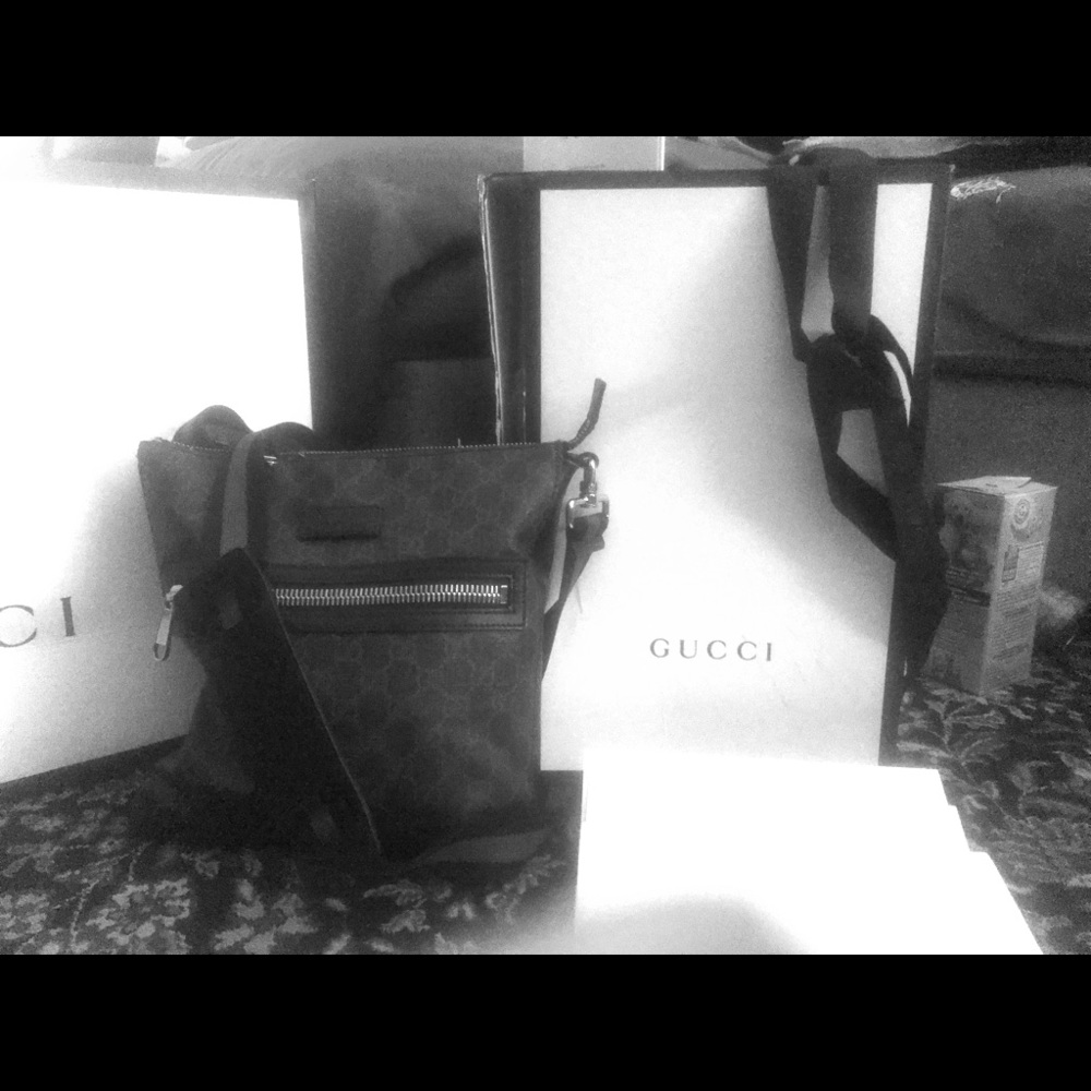 100% authentic Gucci Lifestyle (messenger) bag.